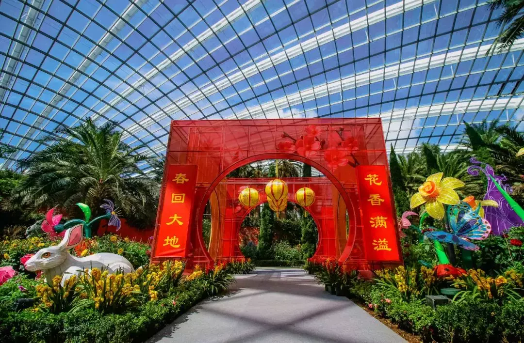 新加坡濱海灣花園新春花展“大麗花之夢”攜手“春到河畔”，熱鬧溫馨年味濃