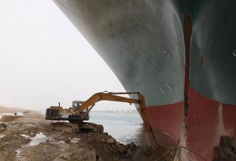 中国巨型货轮在苏伊士运河搁浅,或直接导致新加坡物价上涨