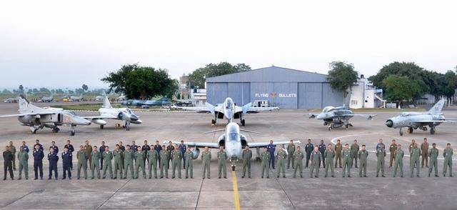 印度苏 30MKI战机将飞抵新加坡,还合作打捞潜艇,双方国防合作日益紧密