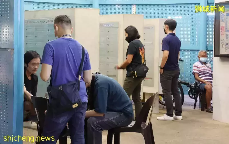 阿叔夜聚赌马 身藏信箱旁仍露馅