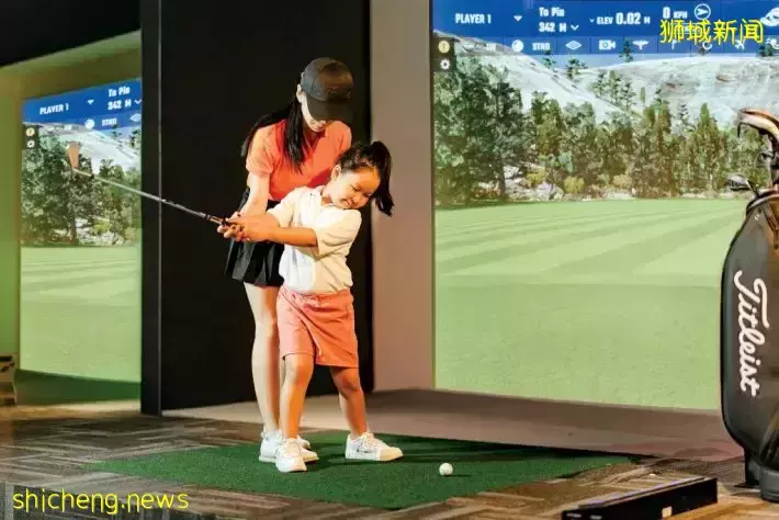 高级感满满的室内虚拟高尔夫球场@Marina Square