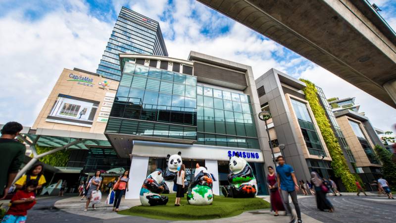 新加坡住這個區的人太爽了！新隆高鐵，三大商場，小CK阿迪達斯低至5折