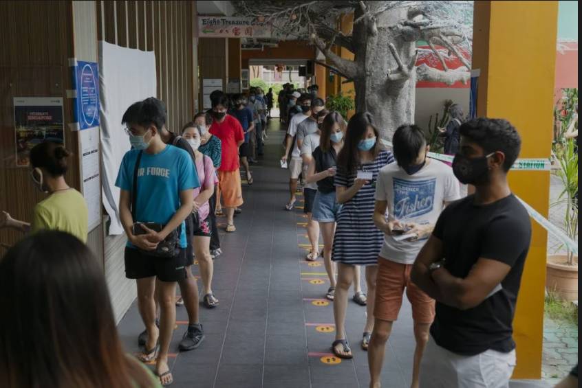 求你了!别再违规了!新加坡防控人员每天上门抽查千次、电联近万次