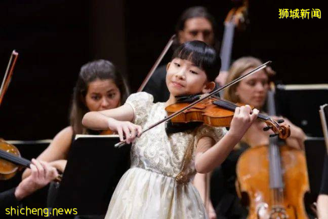 2歲半學琴，11歲拿下國際大賽冠軍，這位14歲新加坡小提琴家，是如何一路走來的