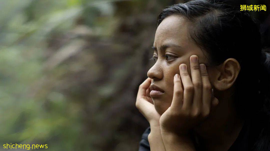 女傭在新加坡患乳腺癌!手術已花$2萬多,她不想回國,我該怎麽辦