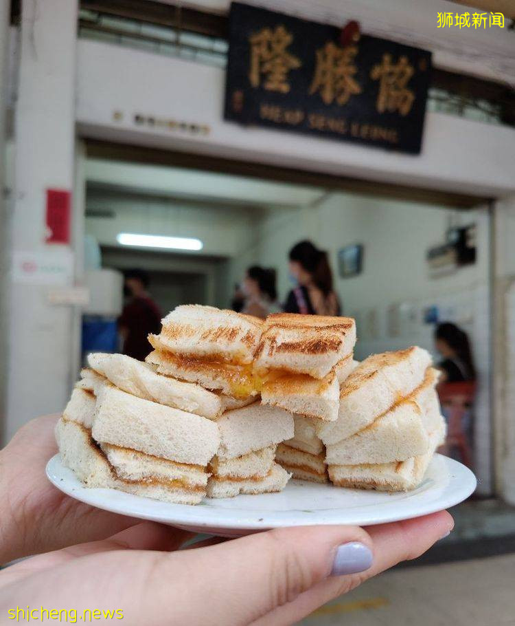国民早餐登场🍞新加坡咖椰吐司盘点!金黄酥脆、浓郁香甜,熟悉的南洋美味🤤