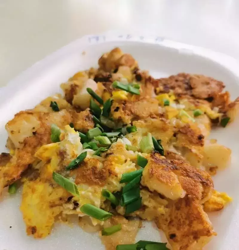 新加坡这款油鸡不配辣椒酱姜蓉,卤水还有蚯蚓,让老饕医生一路支持