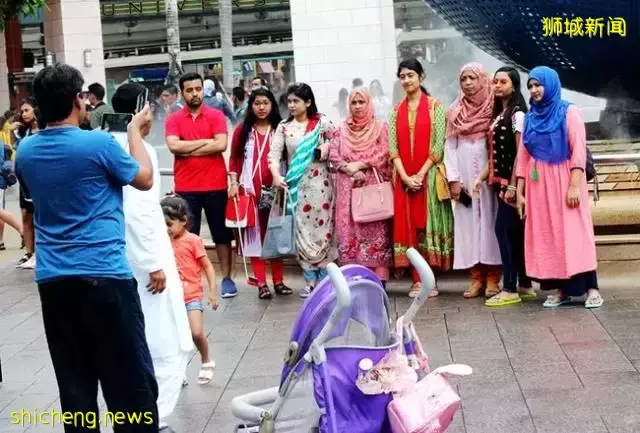新加坡发达的餐饮业 吃在新加坡