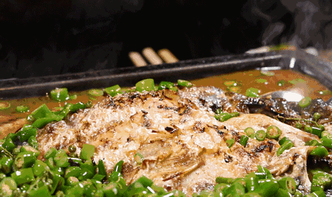 烤魚+燒烤+傳奇家常菜!這家店就是江湖的傳奇!走起!走起