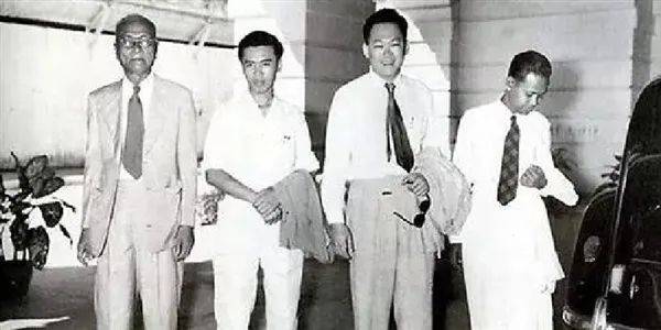 新加坡故事:經驗與挑戰