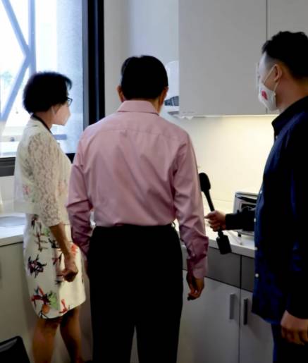 新加坡新年预算活动开始，预算粥当然不能少