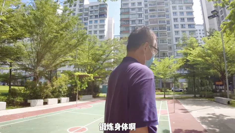 把70歲的老爸接來新加坡，最後他居然這麽說