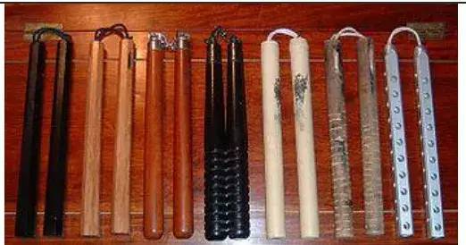 带防狼喷雾、玩具枪上街!你违法啦