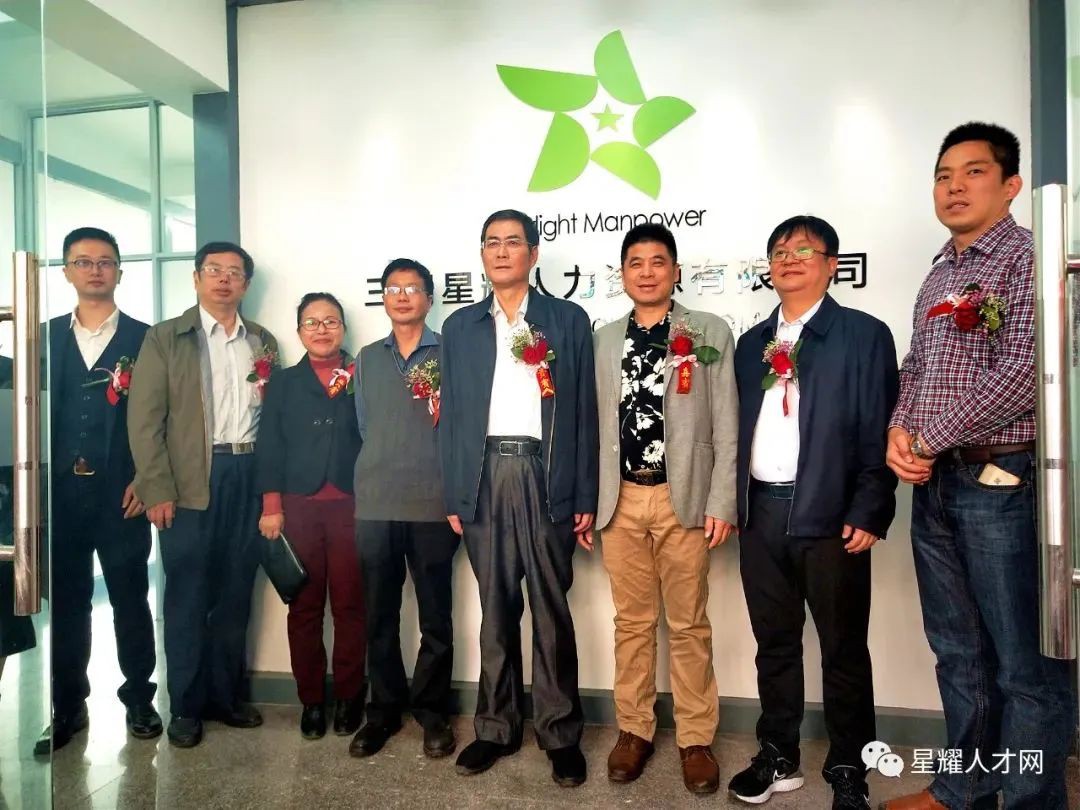 【KN95口罩免费送】全部新加坡现货,医用防护服、眼镜、面罩,顺丰快递送到家!