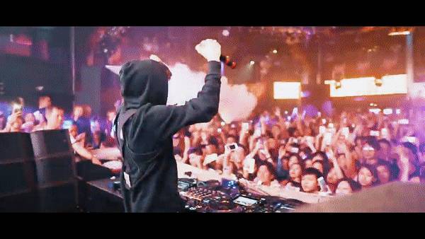 嗨爆全场！“亚洲第一电音厂牌”点燃新加坡最知名夜店