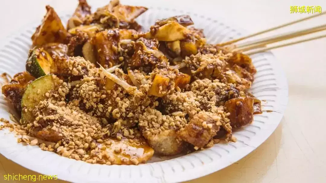 隐藏在新加坡小贩中心的地道美食！开业48年，这样食物最多回头客