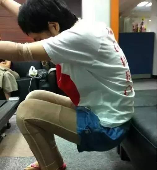 新加坡5死1伤车祸：为救男友80%烧伤的美女歌星，刚脱离危险！她还得面对这些