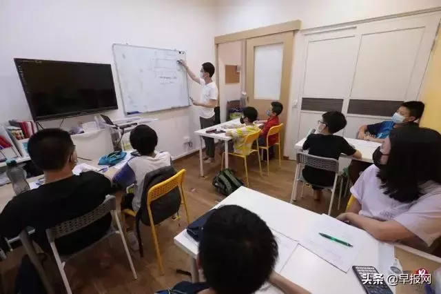新加坡家长每月花多少钱给孩子补习