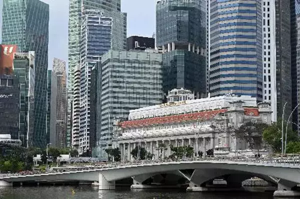 金融危机以来首见  狮城办公楼租金料超越香港