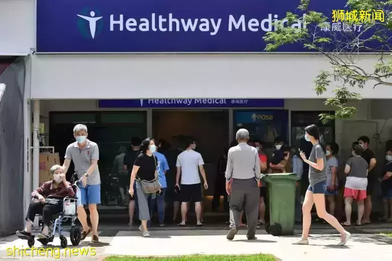 澳洲突然向世界開放，新加坡會效仿麽？檢測儀緊缺、衛生部：輕症不用看醫生