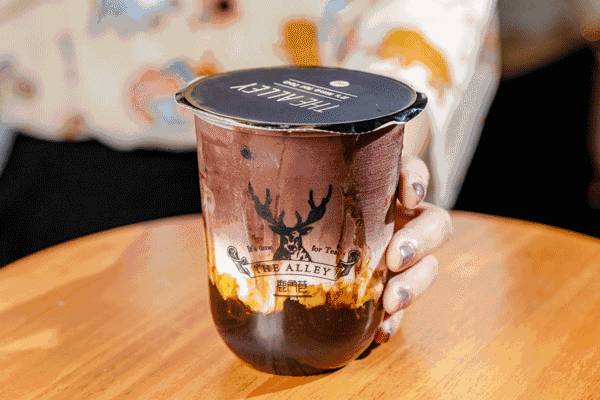 狮城的网红奶茶店“鹿角巷”里居然有卖面包？！你还不知道吗