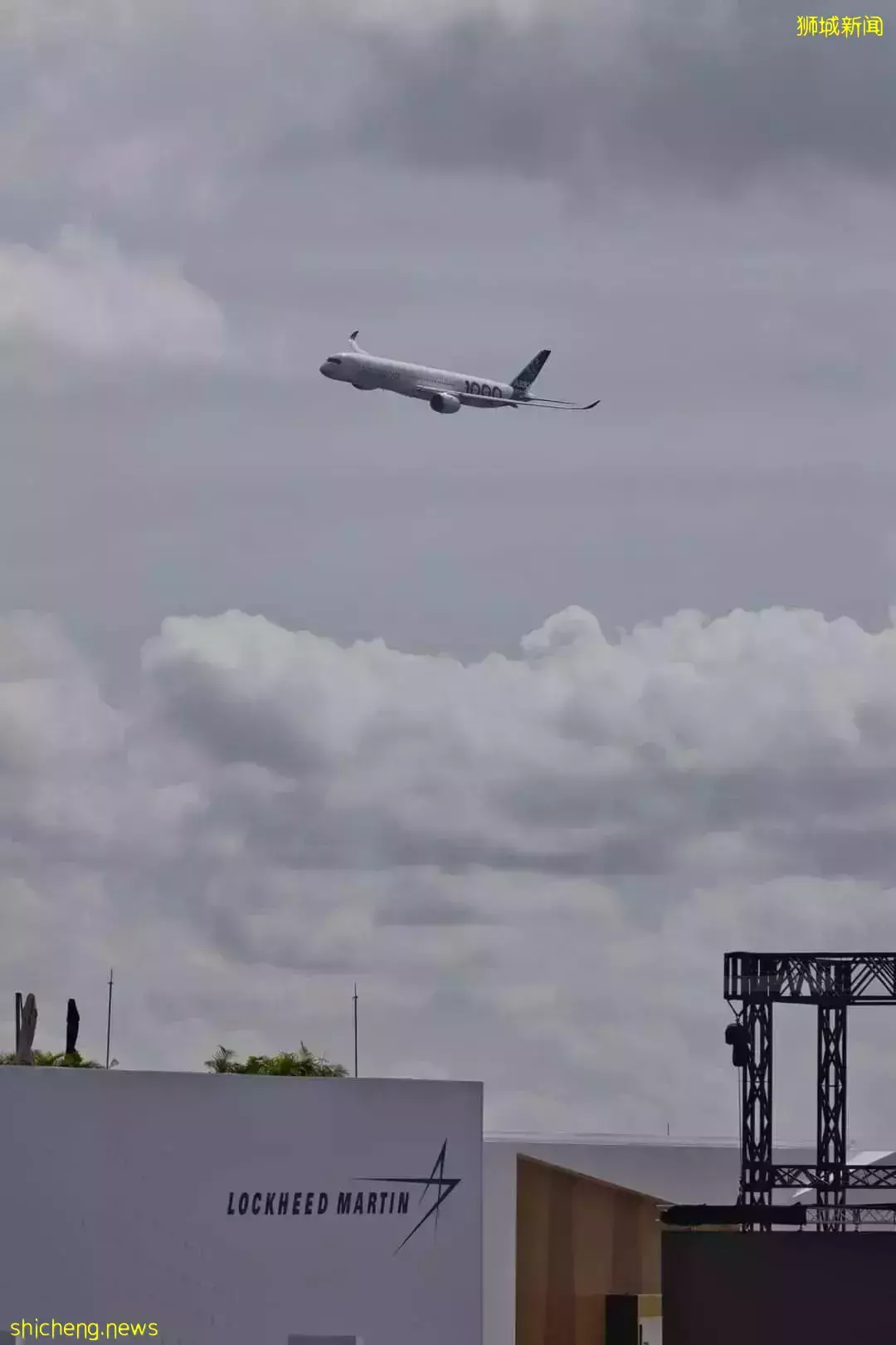 新加坡航展今日开幕!炫酷机型视频抢先看