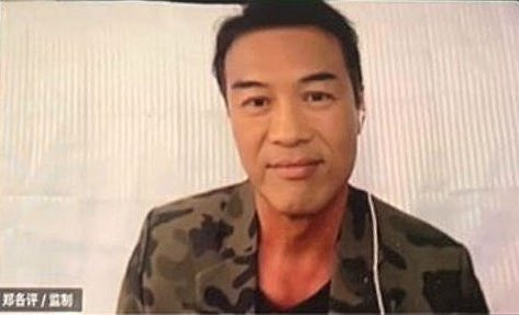 指自身嗜賭經曆被“抄襲” 王雷要討“版權費”