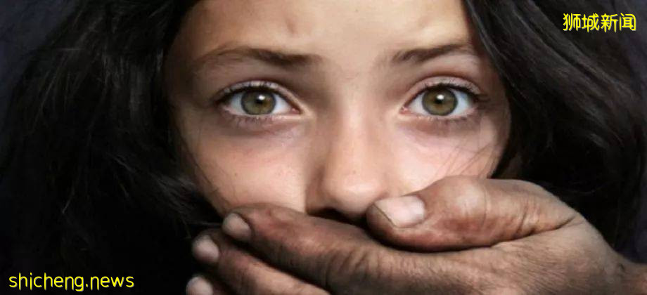 在新加坡手机里有这种小黄片会被判刑?这22名男子已被捕