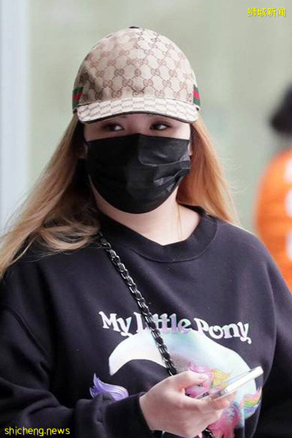 助女友偷父兄财物 青年与孪生兄判监