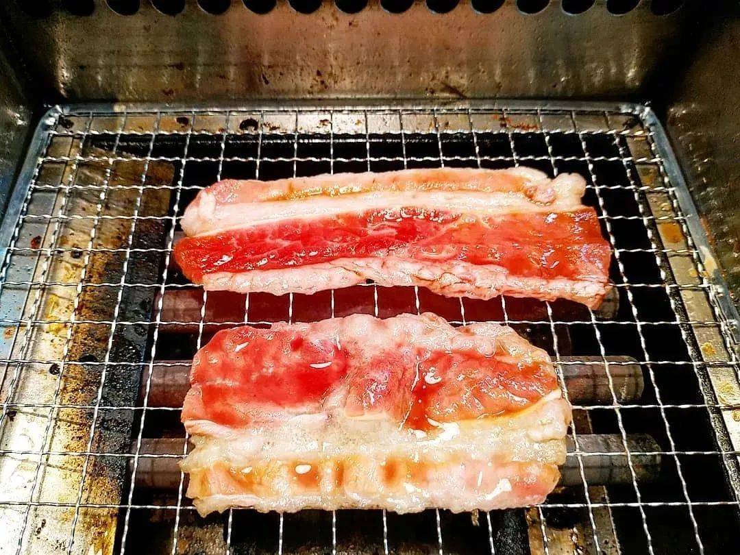 7.8新起！新加坡排队2小时日式烤肉开分店啦！高级和牛吃到撑