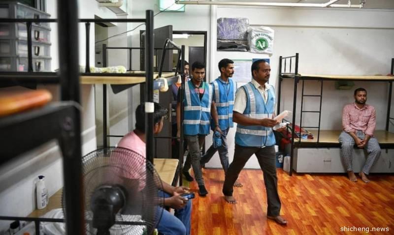 震惊！网友：这个建筑公司把客工当“动物”吗