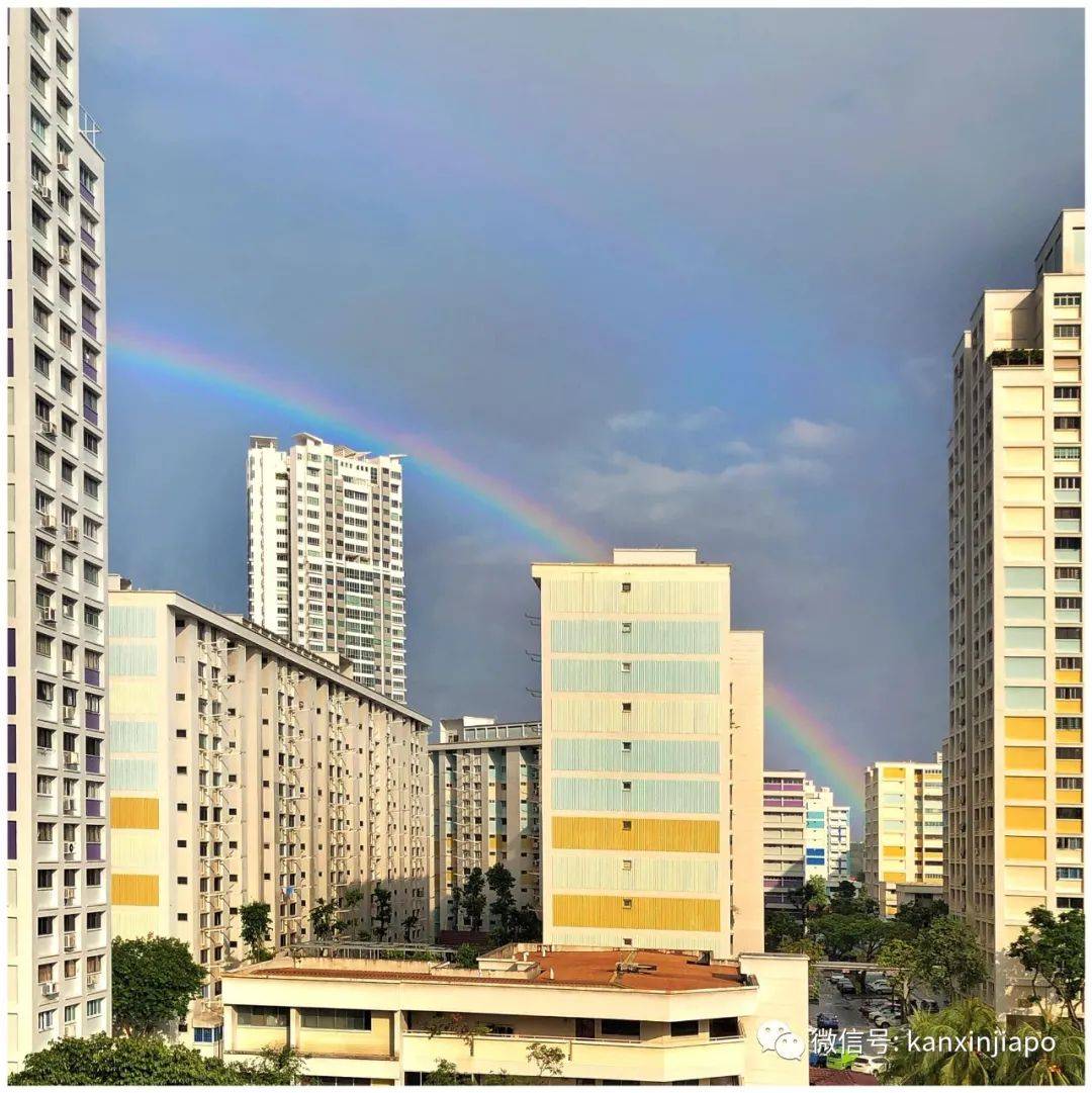 新加坡天空春节现巨大祥瑞彩虹,全岛千万家围观