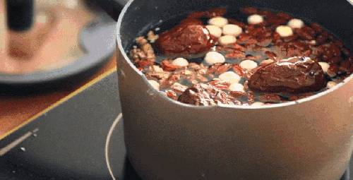 新加坡再次解封後，這家中國超市火了！80多種海鮮$2起！小龍蝦辣條包點東北大米扛回家