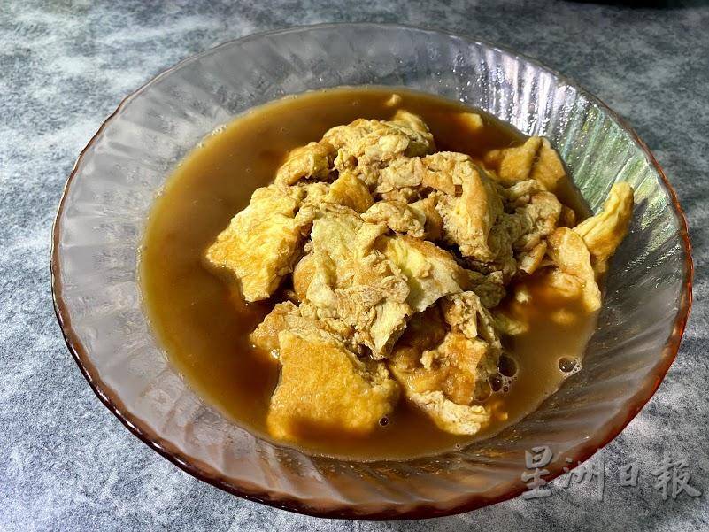 分隔馬新無法團聚 母女互送年餅解鄉愁