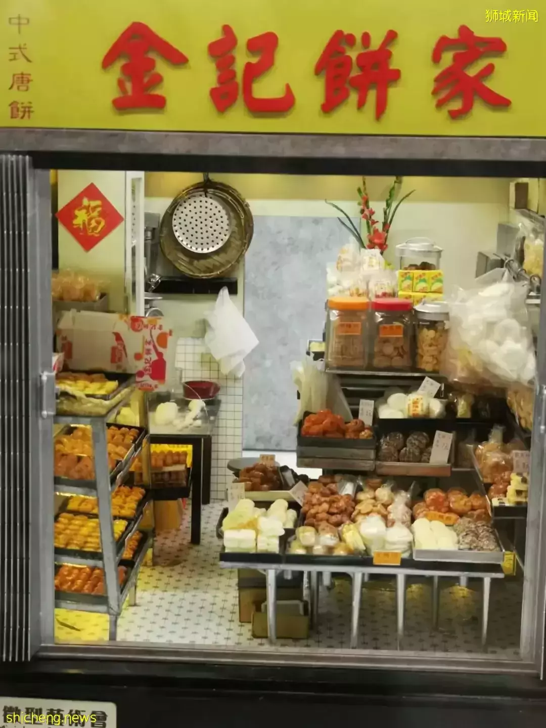 “細看香港”微觀藝術展亮相新加坡