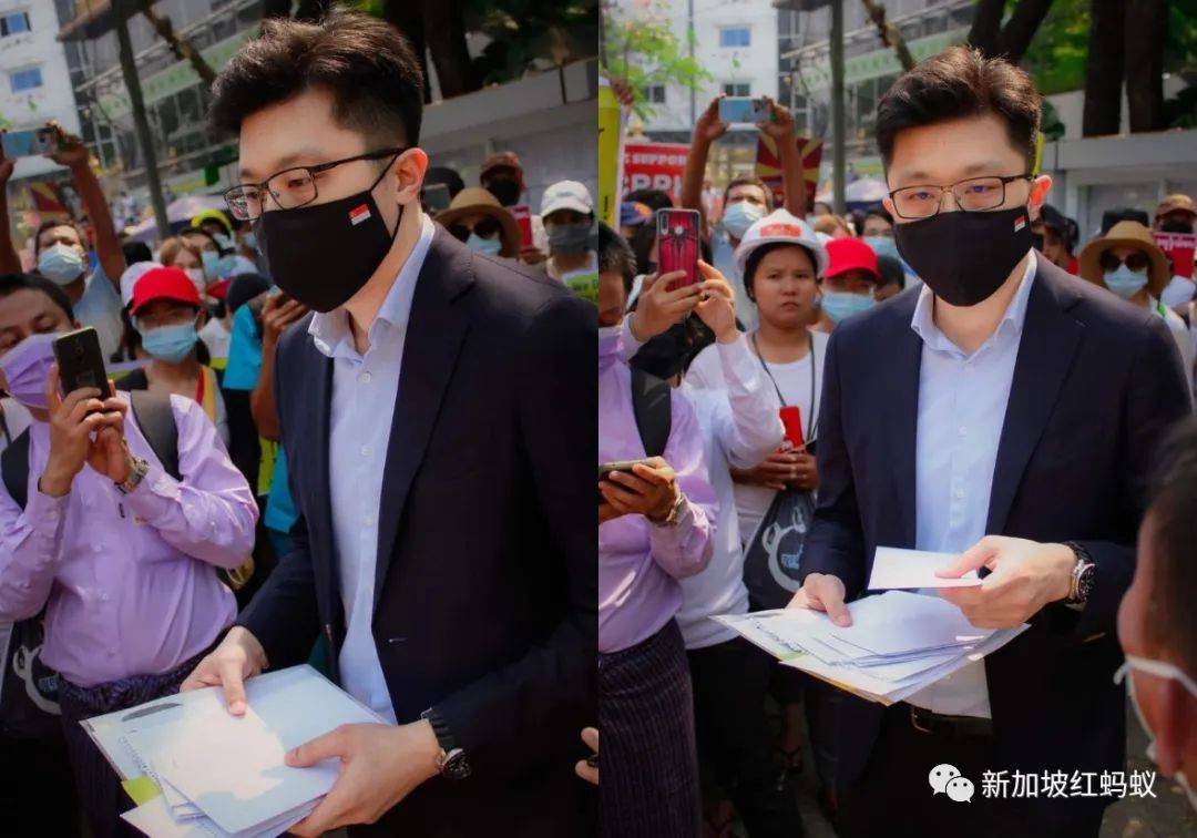 在使館外接收緬甸示威者請願信　新加坡“俊男”外交官意外在當地爆紅