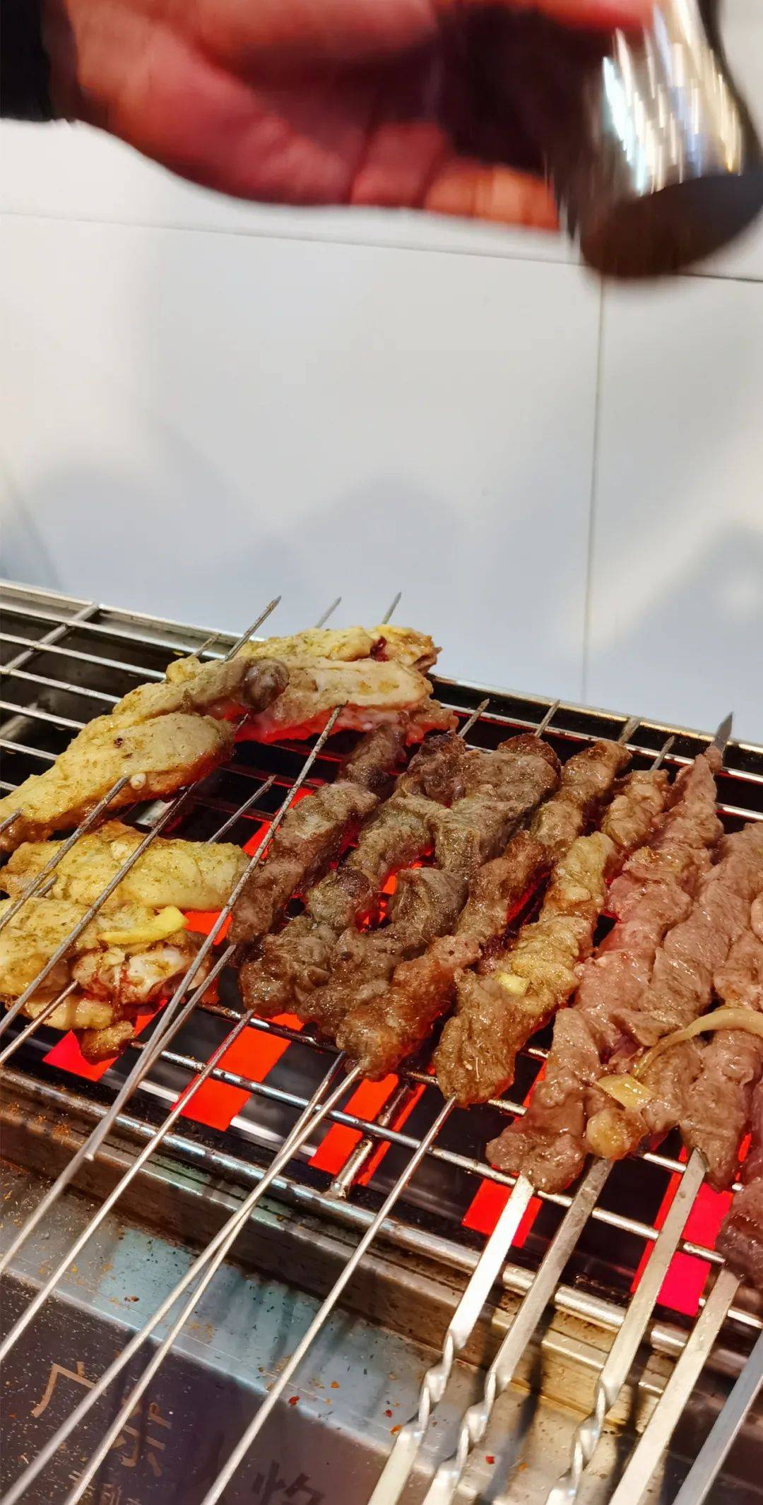武漢熱幹面、新疆風味烤串來新加坡了！吃面撸串僅9.9新幣，手慢無