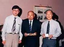 看新加坡國父李光耀是如從優質基因角度解決剩女問題