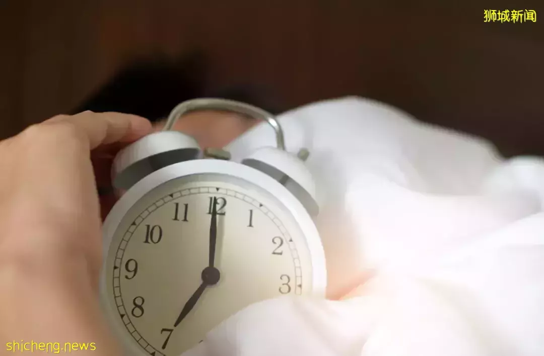 SMU NEWS 新加坡疲勞與睡眠不足：如何提升員工健康與工作效率