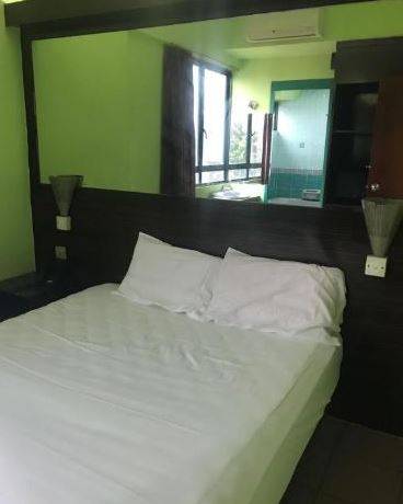 在新加坡入住评分1.5分的酒店，那是什么感觉