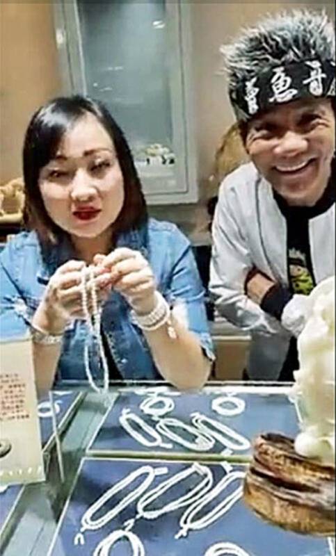 直播卖濒危贝壳珍珠产品 “卖鱼哥”遭专家“教训”