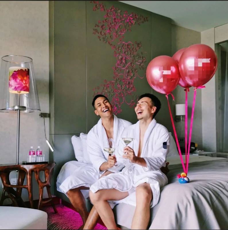 惊!新加坡酒店欢迎“男男”入住,网友们沸腾了