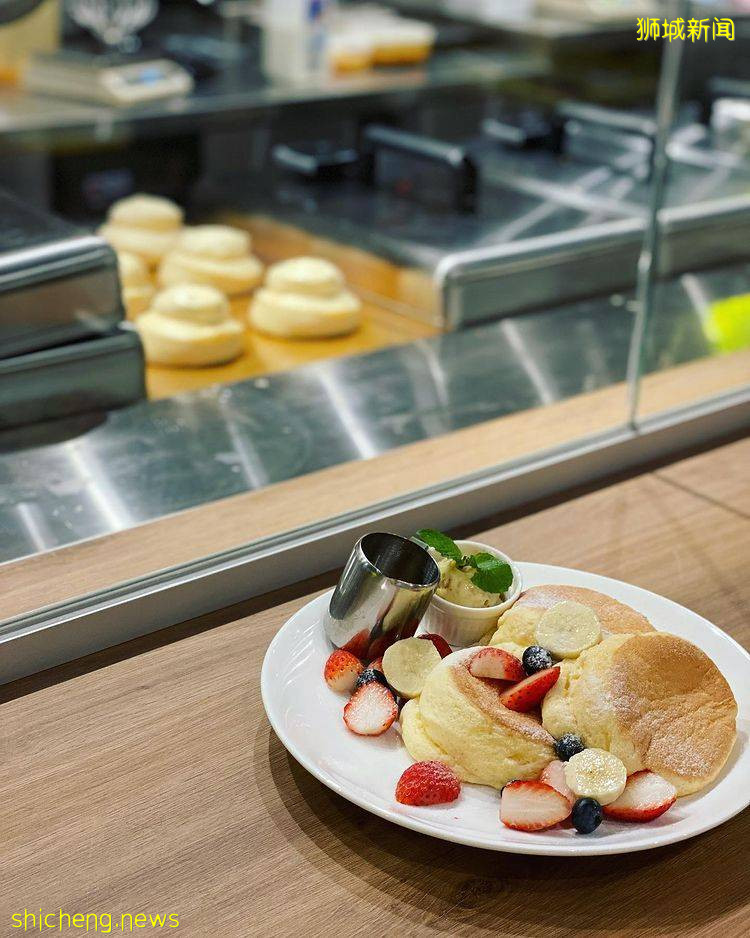 Flipper's Bugis店开张!限定草莓大福口味只在新店供应📍现点现做、新鲜好吃🍓