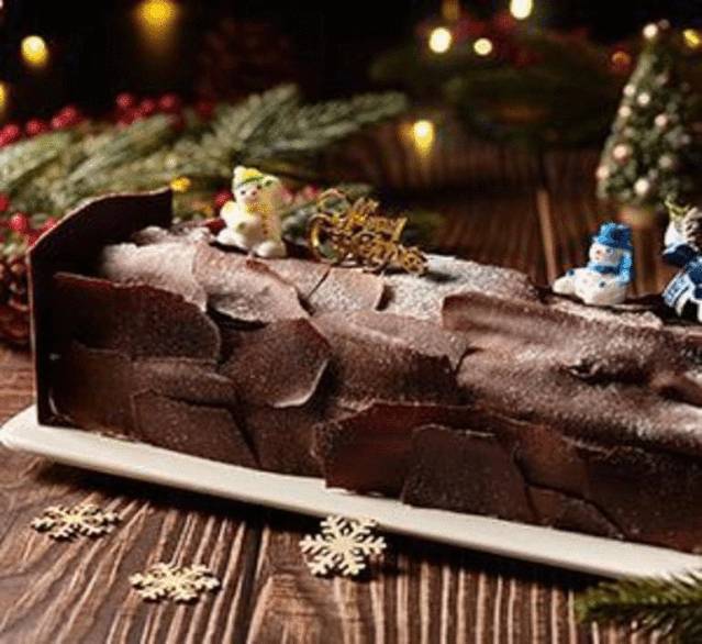 一个原木蛋糕，堪称圣诞餐桌上的气氛担当！狮城哪里买得到