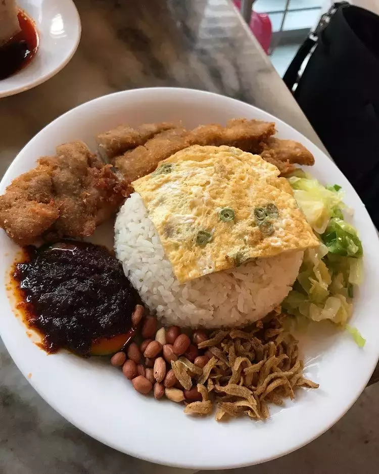 來自馬來西亞安怡保安順的“有料”豬腸粉 Anson Town Bistro; 大馬朋友認證美食