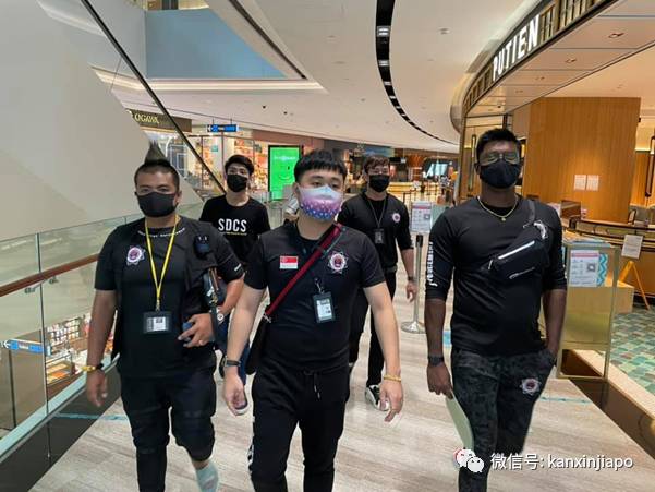 新加坡零售商拖欠上万新币结业,5名黑衣男到星耀樟宜门店讨债