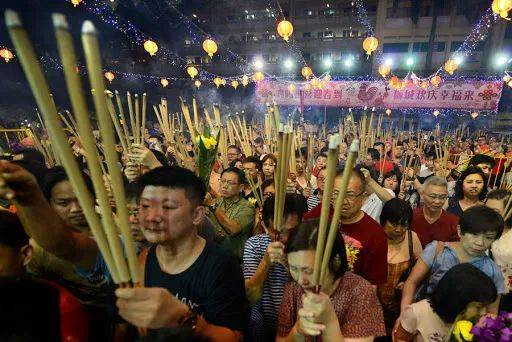 避免引发群聚，2021年华人新年新加坡庙宇进香有这些变化