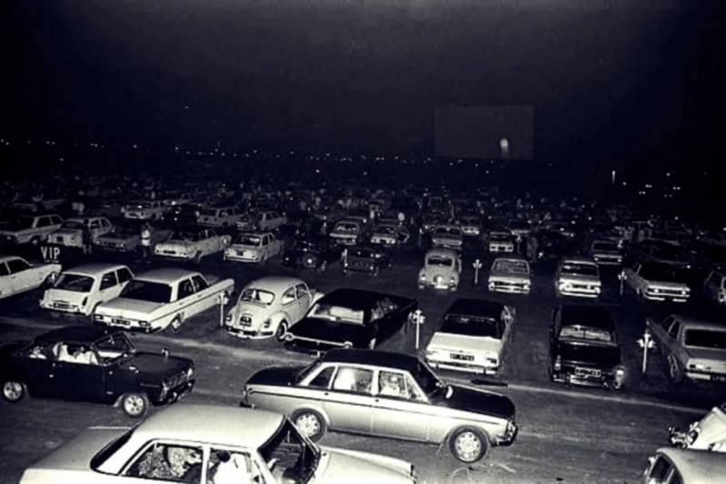 山遙路遠話裕廊