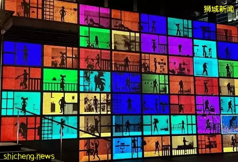 新加坡因疫情停办两年的灯光秀重现，场面疗愈到破防