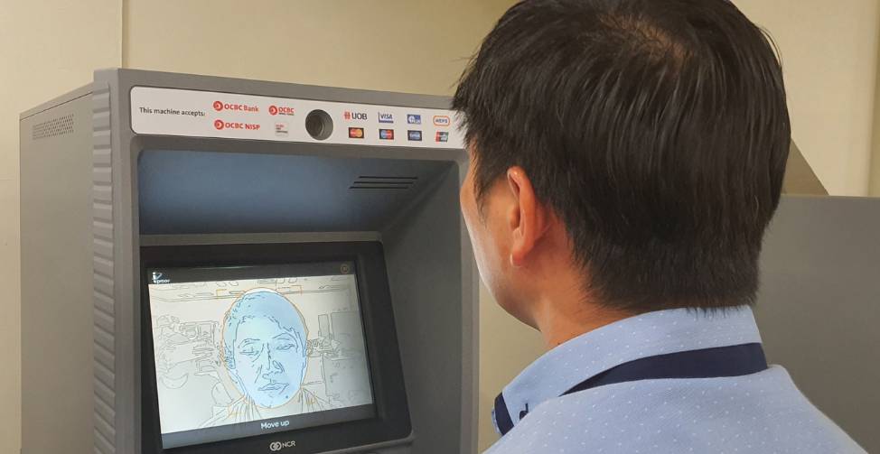 太方便啦!新加坡这家银行可以刷脸进行ATM操作啦